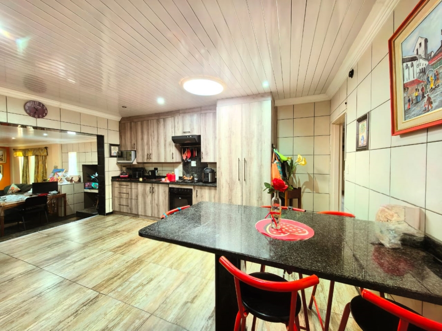 3 Bedroom Property for Sale in Vaalpark Free State